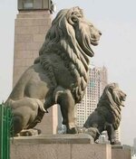Egypt_Cairo_Lion_statues_Kasr_el_Ni.jpg
