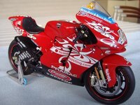 2_Ducati1000.jpg