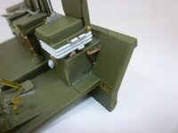 1_s127.jpg