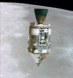 557px-Apollo_15_CM_in_lunar_orbit.jpg 557px-Apollo_15_CM_in_lunar_orbit.jpg