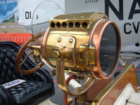 1913_Ford_Model_T_Speedster_searchlight.jpg