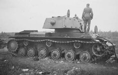 KV-1_with_additional_armour_side_view.jpg