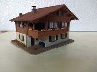 Kibri 8040 Chalet Brienz -2.jpg