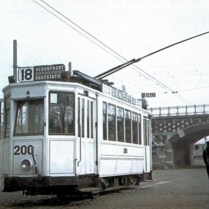 Tramlijn 18 op Lt Naeyaertplein 1953