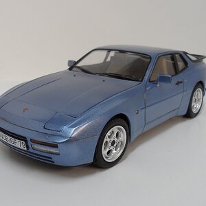 Porsche 2.JPG