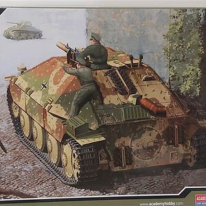 Academy 1-35 Hetzer T38-klein.jpg