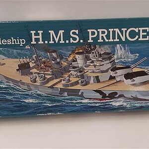 Revell 1-570-HMS Prince of Wales-klein.jpg