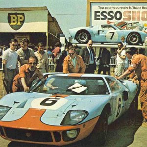 69lm06x%20Ickx Oliver%20Ford%20GT40