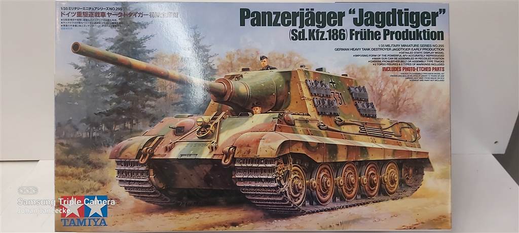 Tamiya 1-35-Jagdtiger-klein.jpg